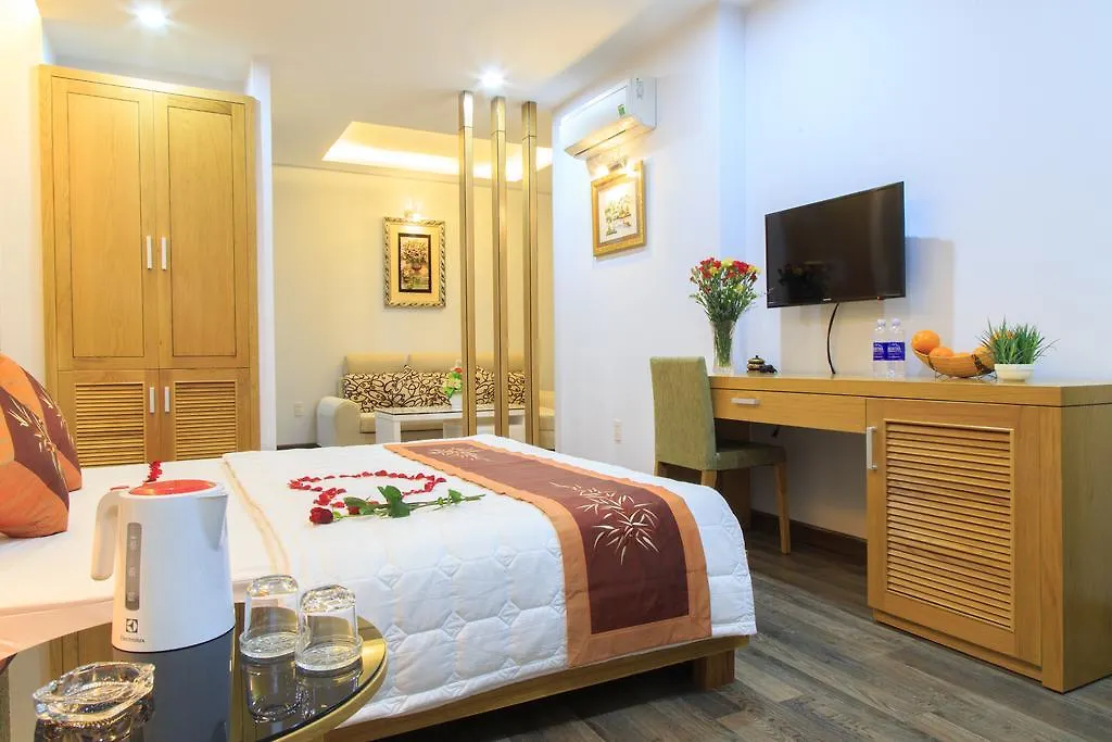 Hoai Sang Hotel Danang 2*,